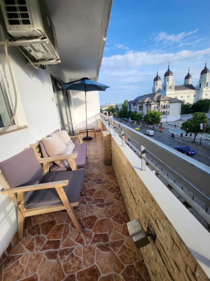 Stefan Cel Mare Boulevard Pedestrian Street Palas ヤシ エクステリア 写真